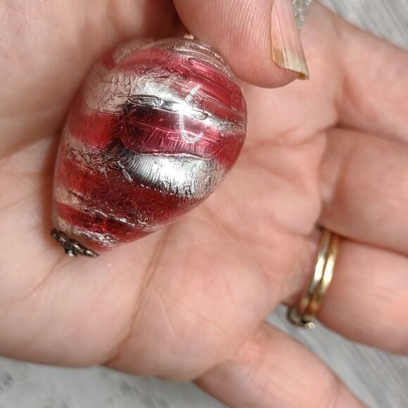 Puff Heart Necklace with Seed Beaded Chain.  B1 - Picture 6 of 8